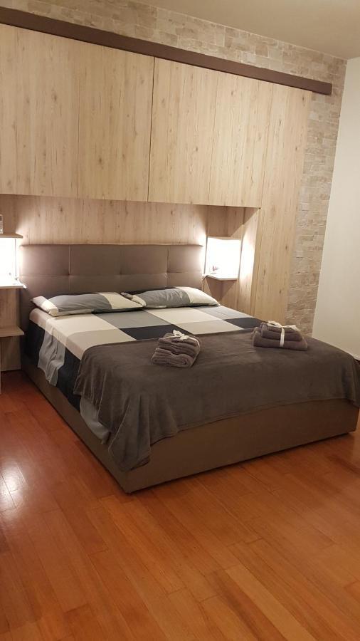 Asso Bed & Breakfast Manerba del Garda Dış mekan fotoğraf